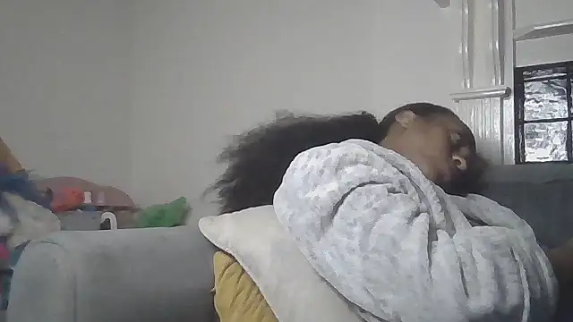 Hazel_Dollxx