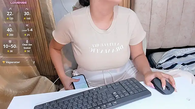 _ghaliaa live cam on StripChat