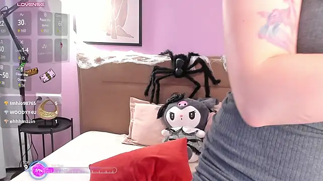 Fluffy_Monica live cam on StripChat