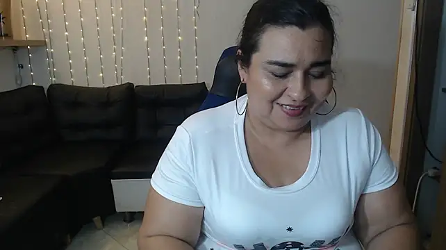 katiusca_rm live cam on StripChat
