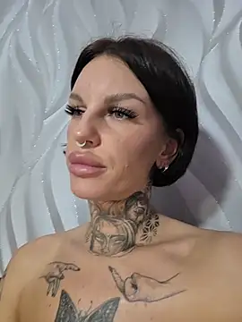 angel_devil_forever live cam on StripChat