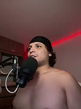 marcus_leonel live cam on StripChat