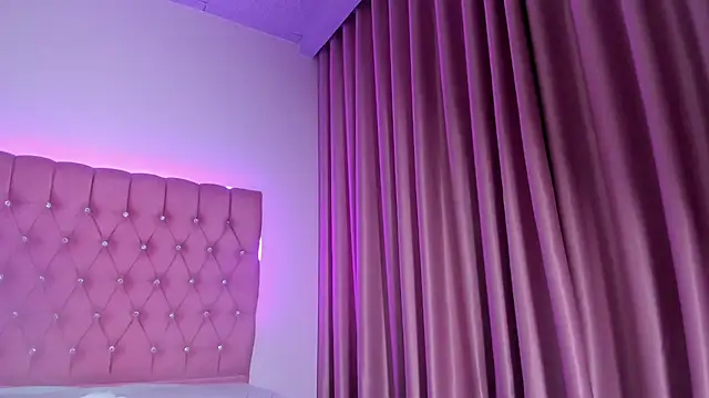 Sisilv live cam on StripChat