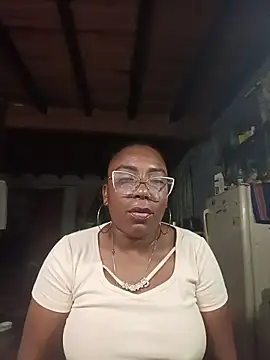 ChanneldelaCroix live cam on StripChat
