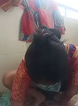 sakshi_moni