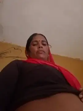 Rachana_Lodhi live cam on StripChat