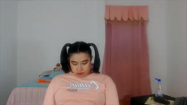 katrinawillff live cam on StripChat