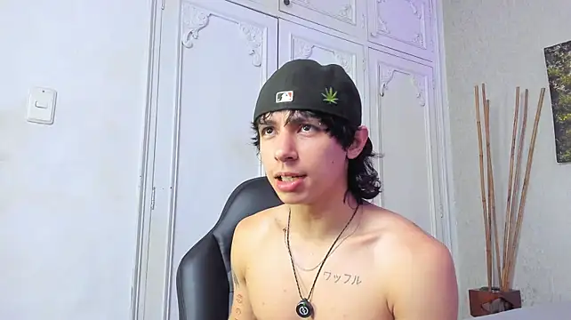 Tyler_durten live sex cam