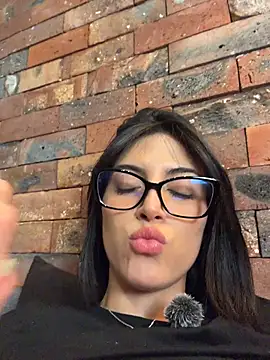 SeleneHale Live Webcam on Stripchat
