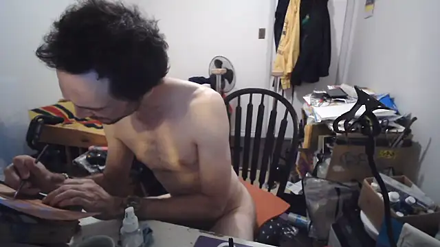 JohnnyMoves