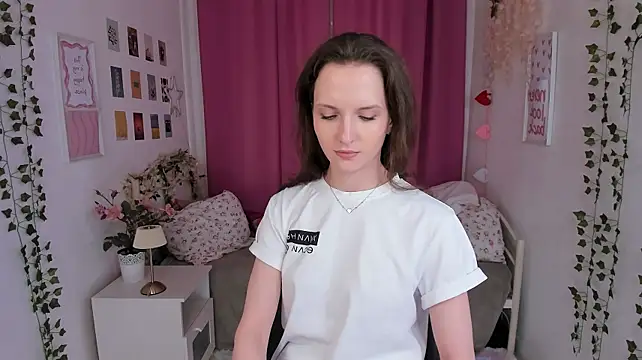 Ariadna_Shy