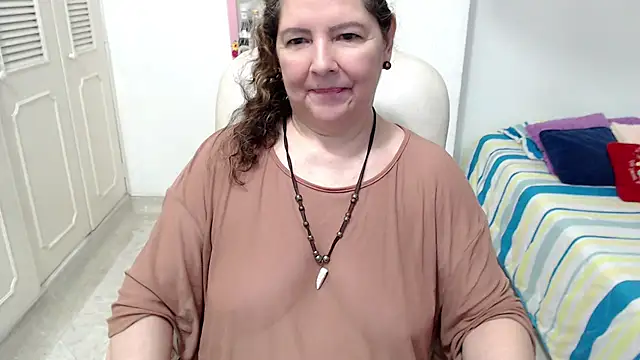 leonela_69