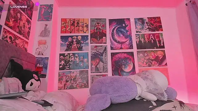 MissCurvyTop