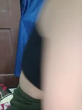 Hot_Riya_999