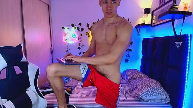Luke_Muscle