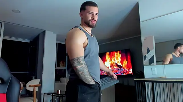 Valenthino_Salvatore webcam