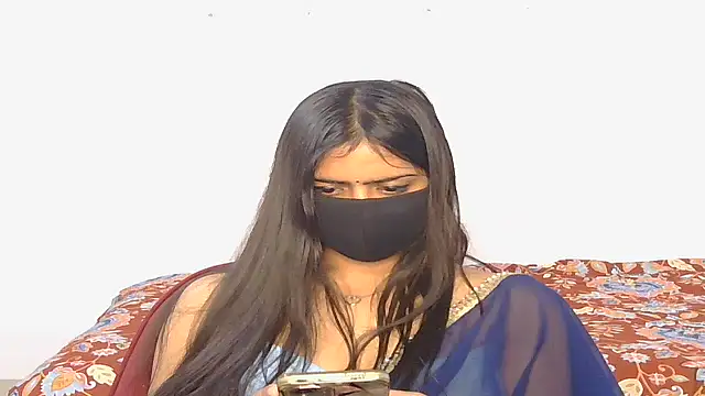 Ruchi-19 live cam on StripChat