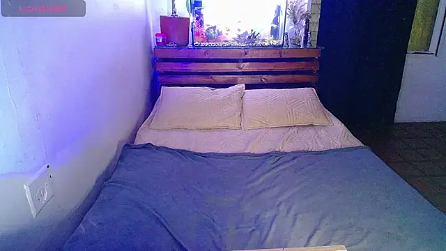 Karyblush25 live cam on StripChat
