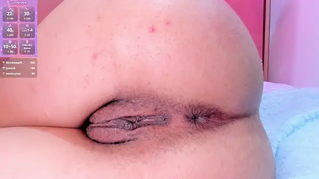 Hanna_Thorne live cam on StripChat