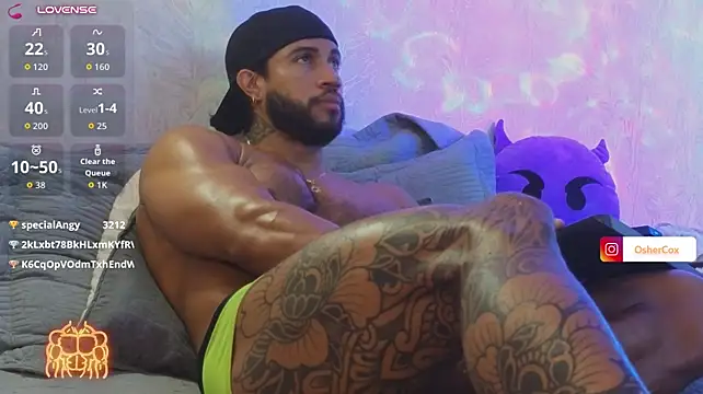 Osher_Cox live cam on StripChat