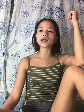 Asianpinay_Skinny1818 live cam on StripChat