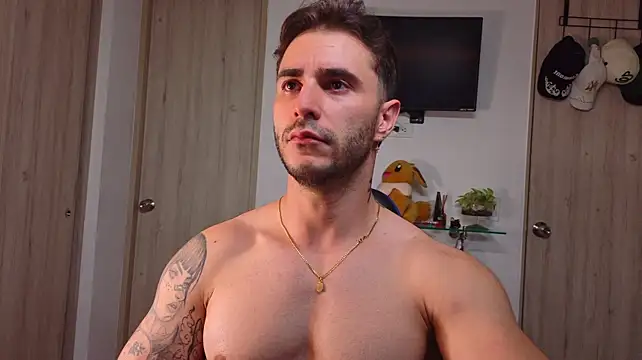 Latino_stud4u