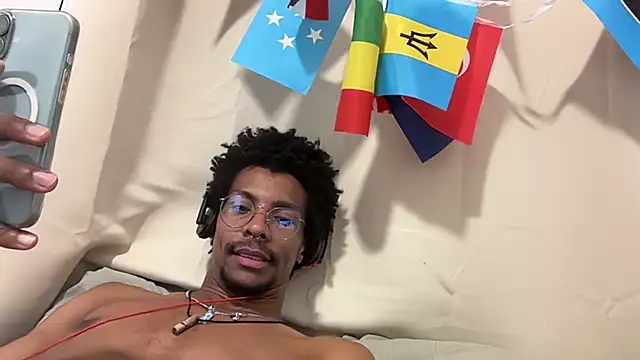 HoleBreeder live cam on StripChat