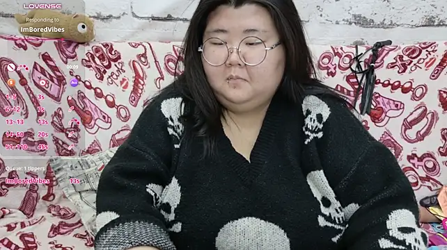 Nadine_asian