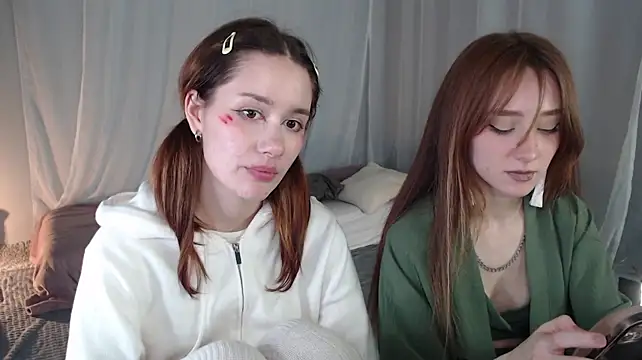 TeaseQueens webcam