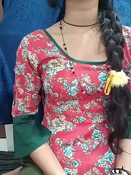 Hot_Riya_999