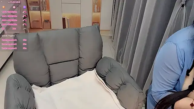stripchat-yaoyao live cam on StripChat