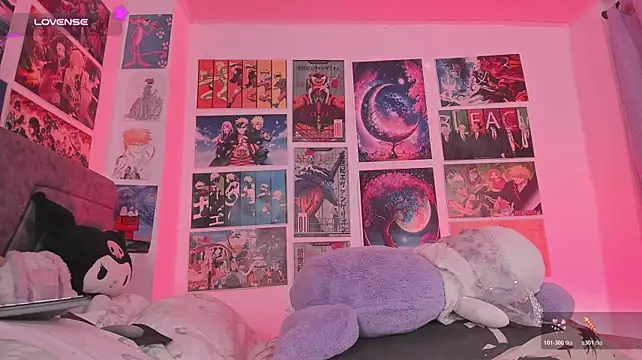 MissCurvyTop
