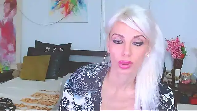 HoneyLara