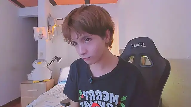 sweet_allan (M young) - a cutie blowjob