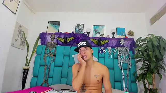 boy_leon_x (M young) - 👽Kisses for you, Leon.👽