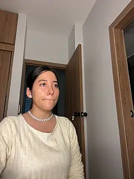 Nhefertary live cam on StripChat