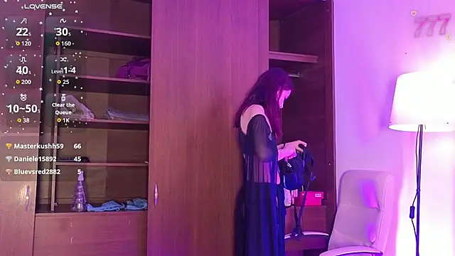 Katt_Moonn live cam on StripChat