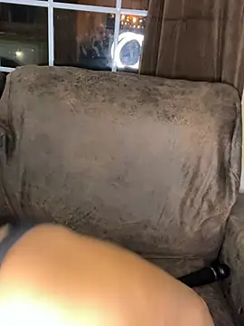 littlemisseeve (F milf) - Bend me over n ram your cock in me!