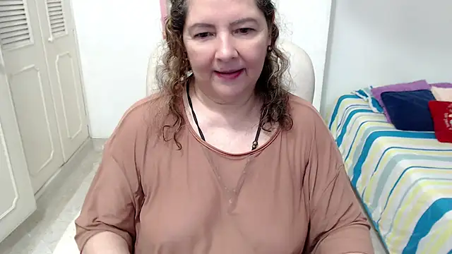 leonela_69