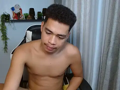 curlyasian_njxx (M twink) - jerking