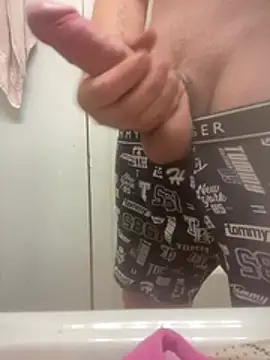tmoney369 (M young) - Close up cum/Facial pov