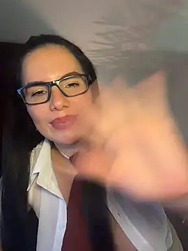 carol_latina13 live cam on StripChat
