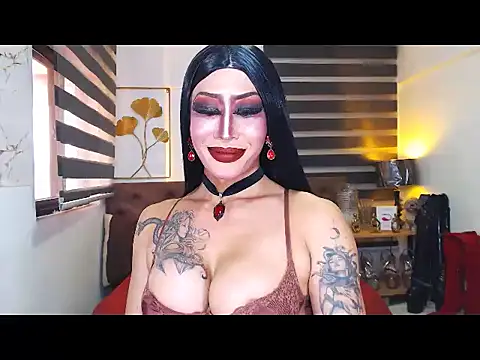 DominateMistressTyra webcam