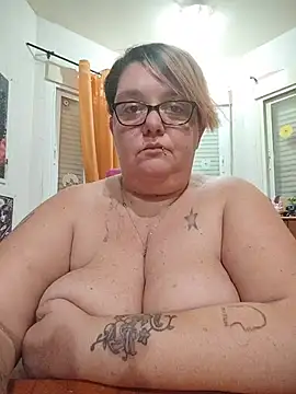 diosacurvy1984 webcam