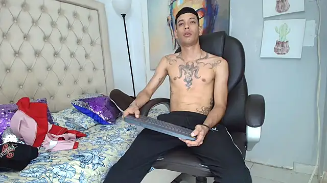 connor_launther_ (M young) - get hot jerk off play hard😋😝🤑🥳😈😈👽