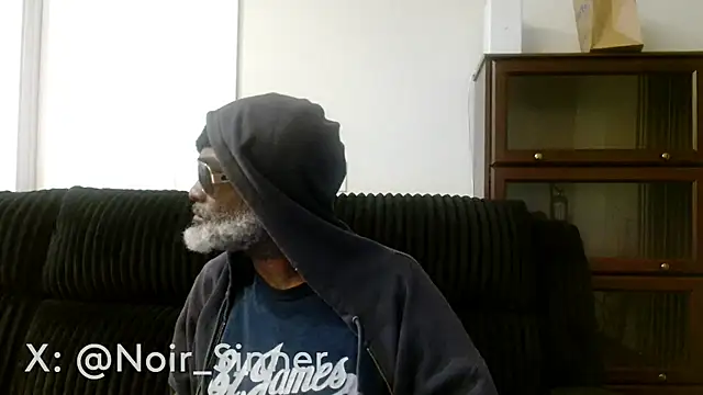 sinnernoir live cam on StripChat