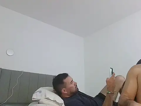SantiGxxx33 webcam