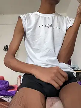 Indorecockyboy webcam