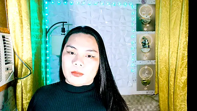 TSbrianaHugeCock webcam