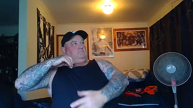 KINKYBLUEYES69